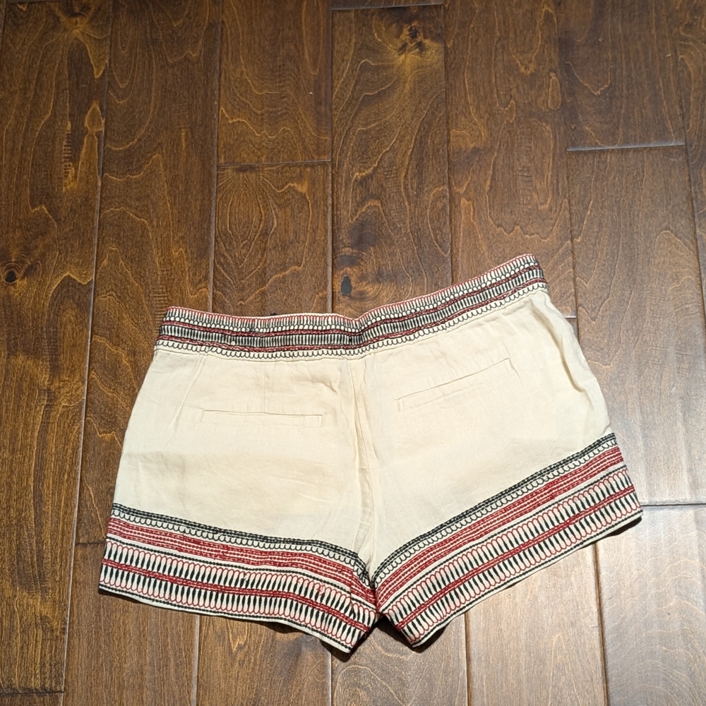 LOFT High Waist Shorts - Cream with Red and Black Details - Picture 4 of 7
